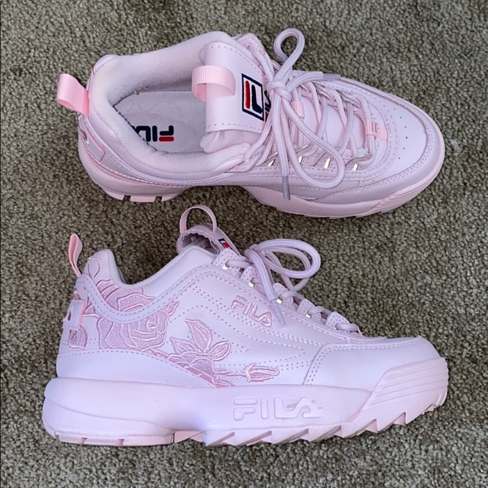 Women’s Fila rose